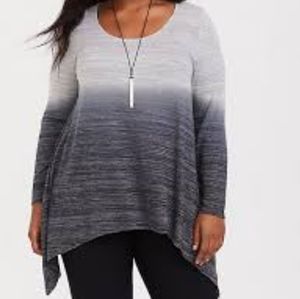 BLUE DIP DYE SHARKBITE HEM TUNIC